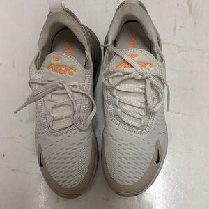 Nike Air Max 270 white women’s 6.5 Athletic Shoes